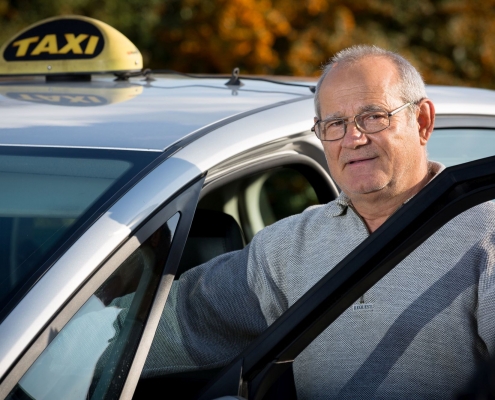 Taxi Érden