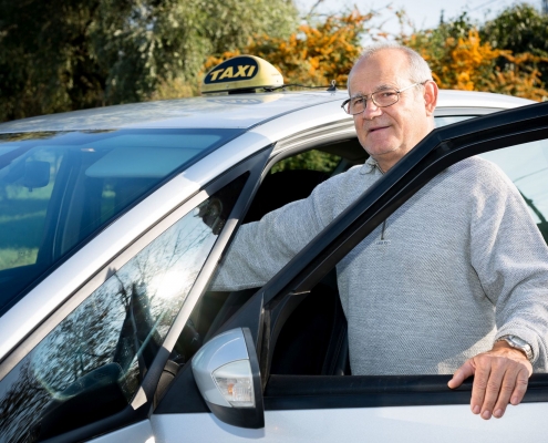 Zakor Béla taxisofőr